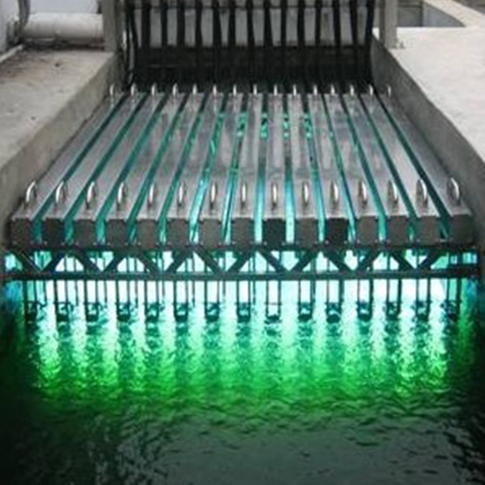 Como purificar a água que os tripulantes bebem nos navios